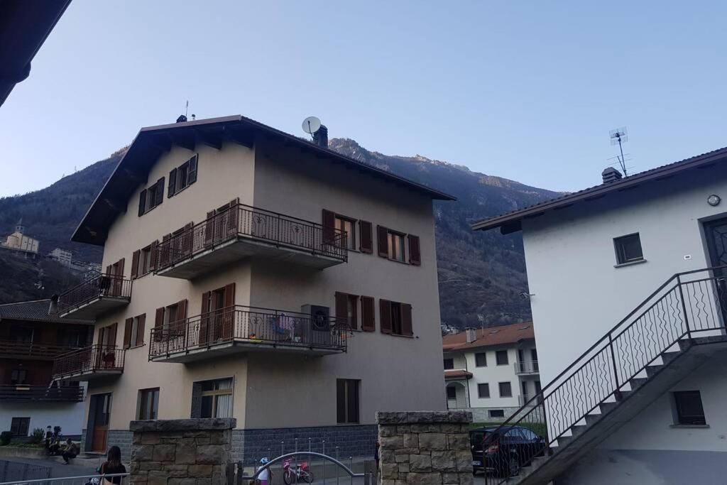 VIVI SERENO, uno stile si vita! Grosio Esterno foto